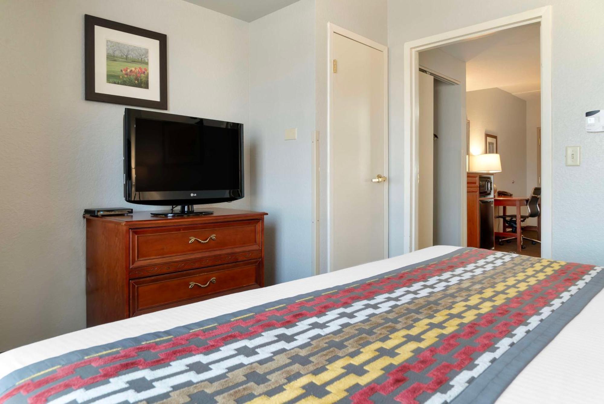 Best Western Executive Inn & Suites Grand Rapids Zewnętrze zdjęcie