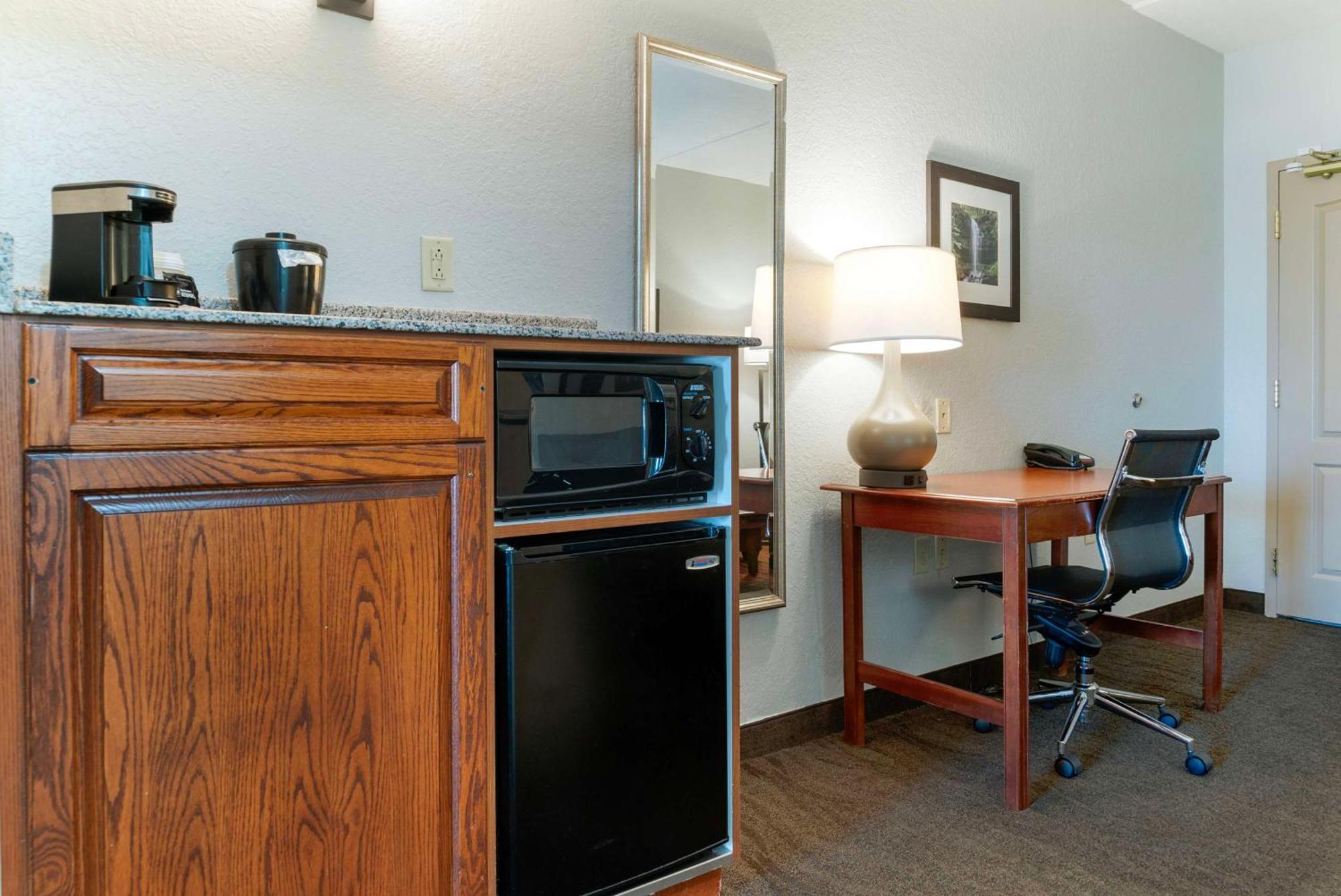 Best Western Executive Inn & Suites Grand Rapids Zewnętrze zdjęcie