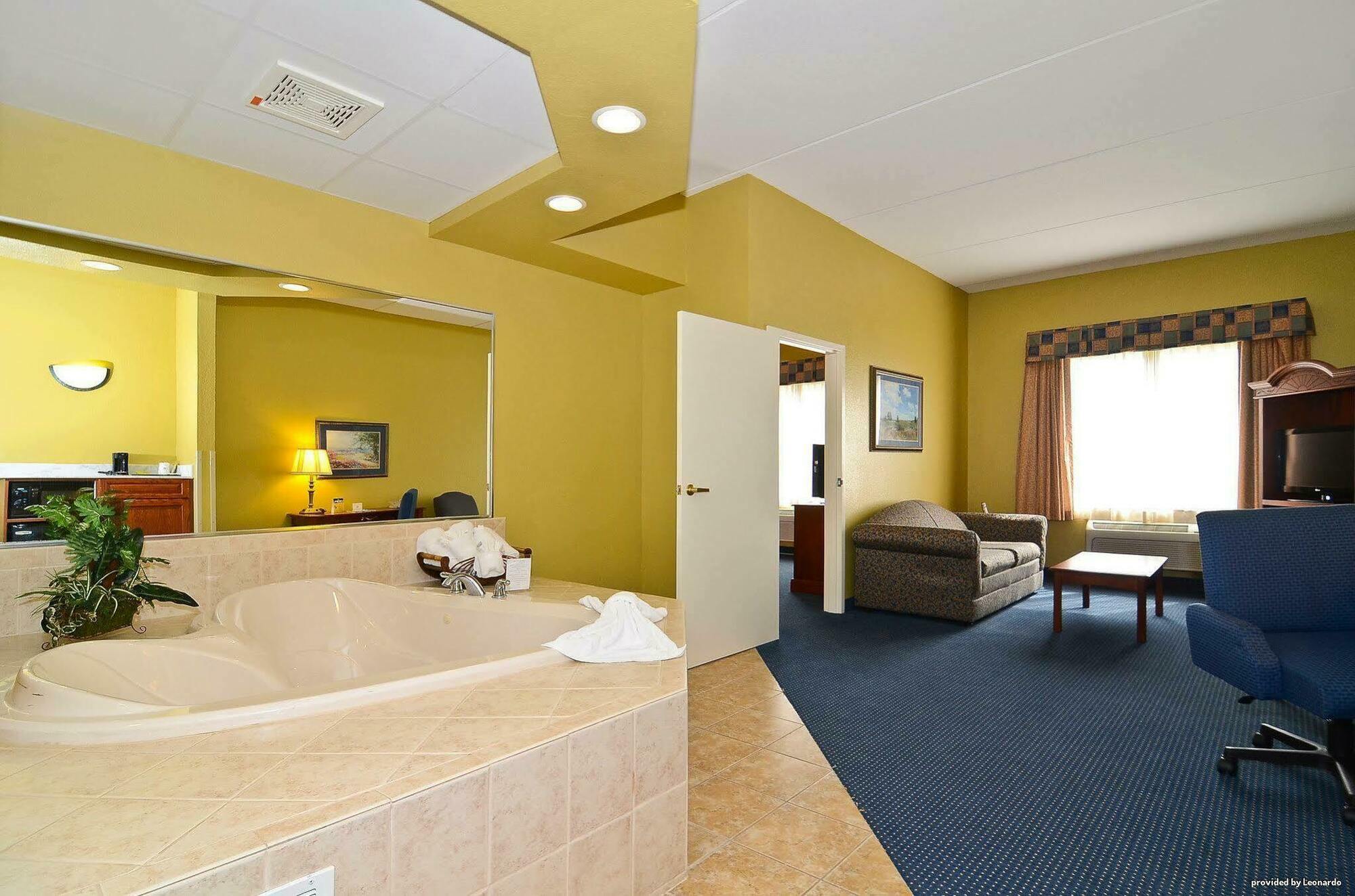 Best Western Executive Inn & Suites Grand Rapids Zewnętrze zdjęcie